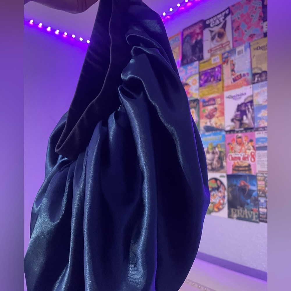 Blue silk bonnet